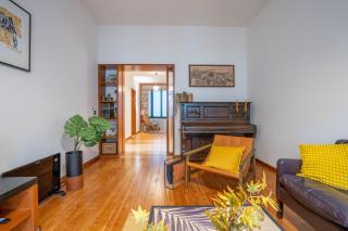 Sublime Downtown Retreat by ELSA, 180m2 - 0