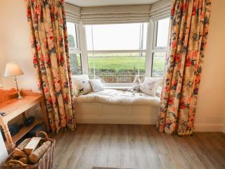 Holt House - Boston - 6