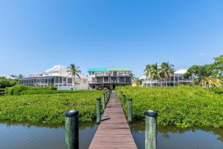 Blue Lagoon Estate - Fort Myers Beach - 3