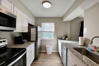 New remodeled 2 Bed apt Middletown Private Laundry - Middletown - 1