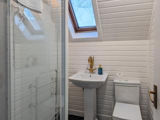 Ceridwen 6 - Hot Tub-Luxury-Pets-Perthshire-Romantic-Dundee - Perth - 1