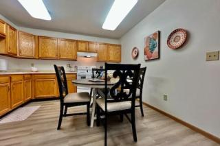 Charming remodeled 2 bed GEM Middletown - 1