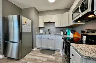 Sleek remodeled Design 2 Bed Trenton, OH Apartment - Trenton - 7