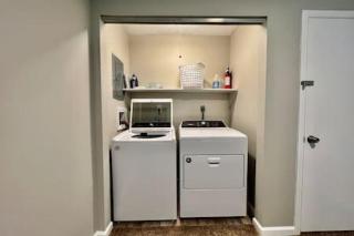 Lovely remodeled Apt Middletown with free Laundry - Middletown - 5