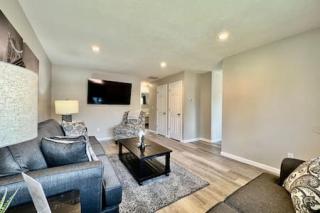 Remodeled 2 BDRM Ranch Attached Home Liberty, TWP - Rockdale - 1