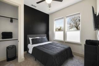 Upscale Dallas Retreat: By Trinity Groves & Downtown - 3