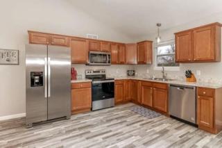 Quietly nestled home among the Nook - Hamilton - 9