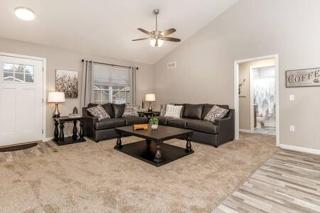 Quietly nestled home among the Nook - Hamilton - 1