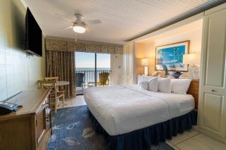 Enchanting Atlanic View Oceanfront King Room 7th Fl - 0