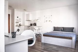 White Сozy Studio A next to the Gondola - Bansko - 0