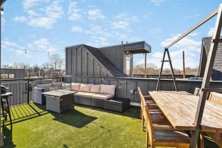 Rooftop Deck Patio and Garage Walk to Restaurants Coffee Brewery - Nashville - 2