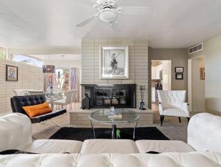 Mid-Century Modern Home W- Pool - Walk To El Paseo - Palm Desert - 7