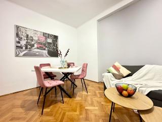 Holiday Apartments PIATA ROMANA with Balcony - Bucharest - 0