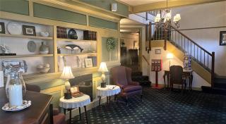 Lamies Inn & The Old Salt Tavern - Hampton - 0