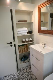 Blainroe Cottage - - 8