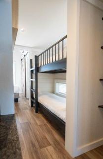 The Grand Regal Resort - Elizabethtown - 4