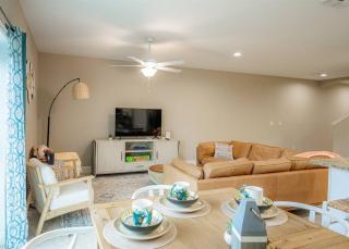 Lazy Beach Days - STEPS TO BEACH - 3 bedrooms - Daytona Beach Shores - 0