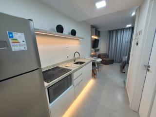StudioLUX, Vaga Grátis, Piscina, Gym, NetFlix, ao lado da PUC - 4