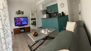 Agreable T2 au calme, parking, wifi, balcon - Six-Fours-les-Plages - 9