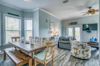 Doctor's Orders 2 Short Walk to Private Deeded Beach Sleeps 14 - Destin - 9