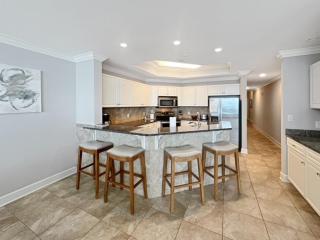 Phoenix West II 604 - 4