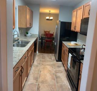 *3 blocks from AT&T Stadium* 2 bedroom-sleeps 6 - Arlington - 3
