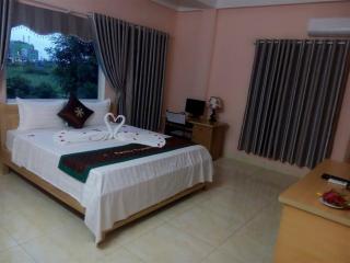 Family Transit Hotel - 9