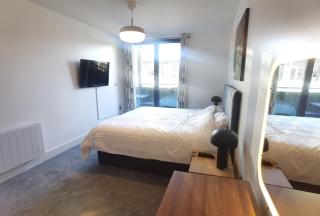 Celaka Birmingham Central apartment, Free Indoor Parking - 8