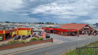 Sam's Caravan Hire Coastfield Holiday Village Ingoldmells - Ingoldmells - 1