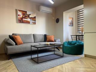 Dea’s Apartment: Hidden Gem - Tirana - 0