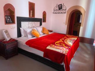 Tafsut dades guesthouse stay with locals - Tamellalt - 1