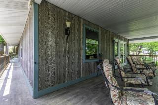 6bedrooms, ramp boat dock slips water toys, nice cove area - Linn Creek - 4