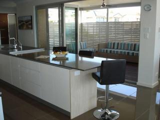 Luxury Accommodation with Breathtaking Sea Views - Port Elliot - 3