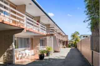 Browns Broadbeach - Gold Coast - 1