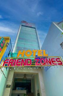 FriendZoneS Hotel - Ấp Bình Hưng - 9