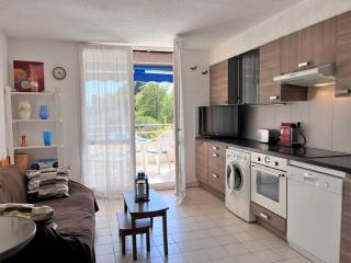 Duplex ensoleillé avec terrasse, 5 couchages, proche plage, parking inclus - Le Lavandou - FR-1-251-565 - Le Lavandou - 9