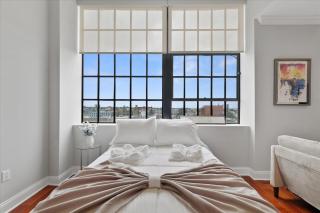 Magnificent Studio W Rooftop Pool - Philadelphia - 4