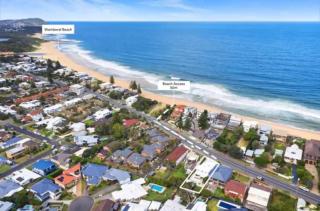 Ocean Lake Oasis - Wamberal - 2