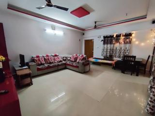 Luxurious 3 bhk apartment with swimming pool - Bangalore - 2