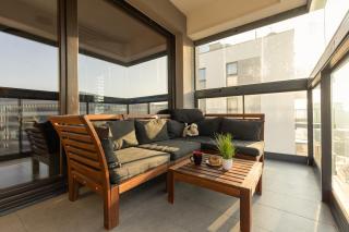 Emerald Residence Warsaw with Parking by Noclegi Renters - Varsavia - 8