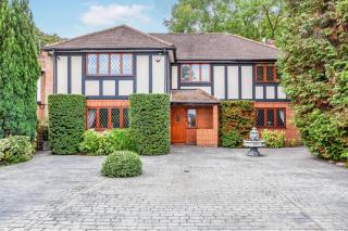 Old Slade Cottage - Train to London 30mins, Heathrow 15mins away,Free Parking - En-suit rooms - Buckinghamshire - 0