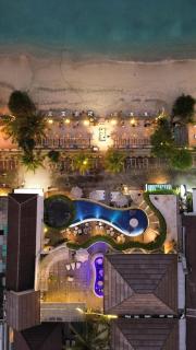 The Beach House Resort - Gili Trawangan - 0