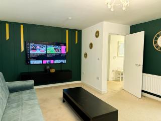 Hidden Gem: Quiet & Comfortable - 0