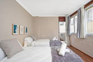 Apartamento Granada Centro. ÁTICO Ayuntamiento - Granada - 1