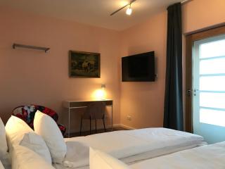 Lèvres Hotel - Schrobenhausen - 2