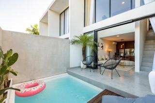 4 mins to beach/Finns/Atlas - New LUXE Pool Loft - Kerobokan - 0