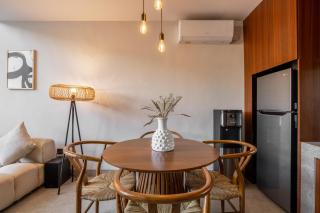 4 mins to beach/Finns/Atlas - New LUXE Pool Loft - Kerobokan - 1