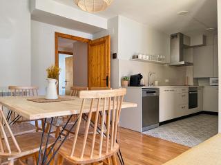Apartamento en el centro de Benasque con piscina - Benasque - 2