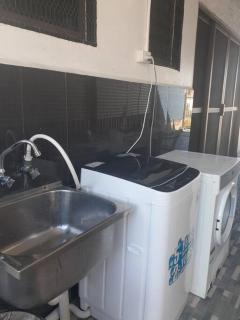 Entire 3 bedroom Fully Furnished House, 6 Guests - Suva - 9