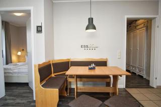 zentrale FeWo mit Balkon, gratis Nutzung vom AHOI Erlebnisbad und Sauna in Sellin - Villa Buskam FeWo 27 - Göhren - 4